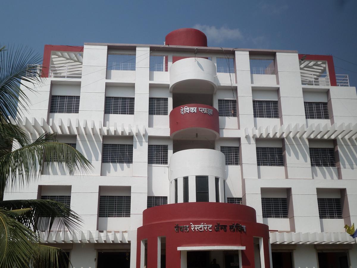 Hotel Royal Lodging Phursungi المظهر الخارجي الصورة